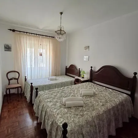 Casas Da Cacilda Nazaré